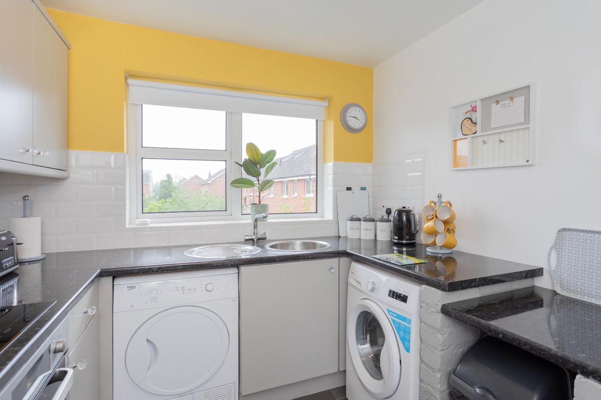 Ardenlee - Stylish 3 Bed Apt Close To City, Parking And Wifi Belfast Exterior photo