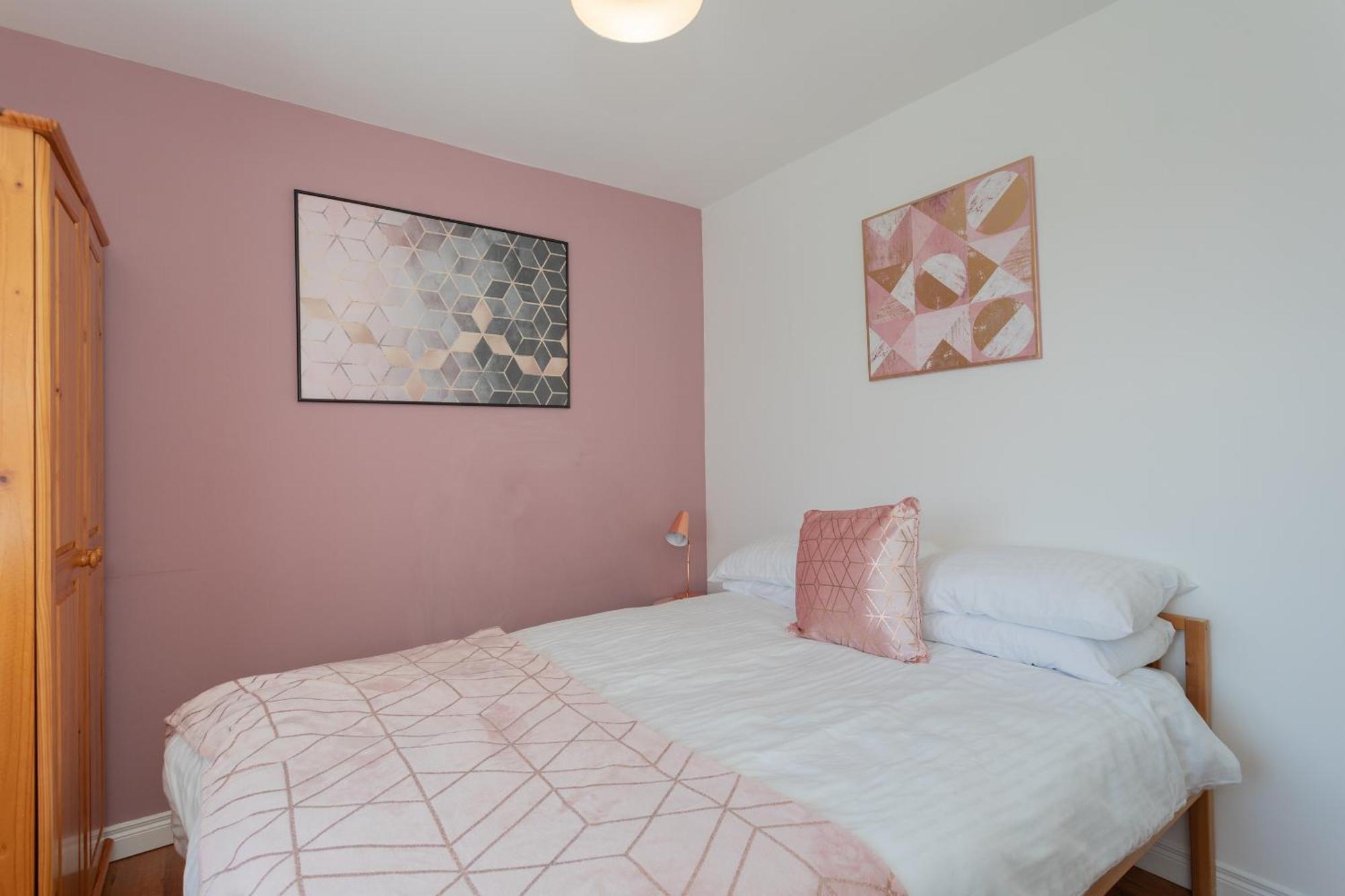 Ardenlee - Stylish 3 Bed Apt Close To City, Parking And Wifi Belfast Exterior photo